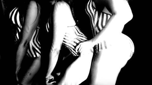 club-free-strip-video