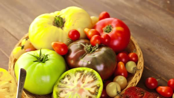 Organic Heirloom Tomatoes From Backyard Farm Stock Video