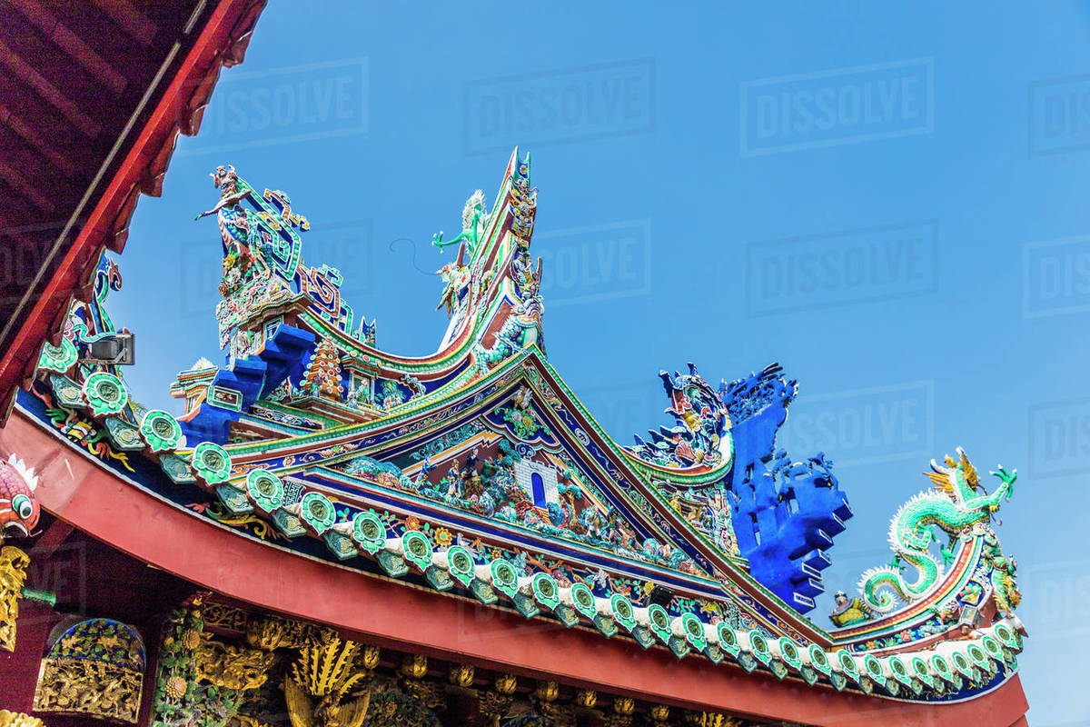 The tiered roof at Khoo Kongsi temple, George Town, UNESCO World Heritage Site, Penang Island, Malaysia, Southeast Asia, Asia Rights-managed stock photo