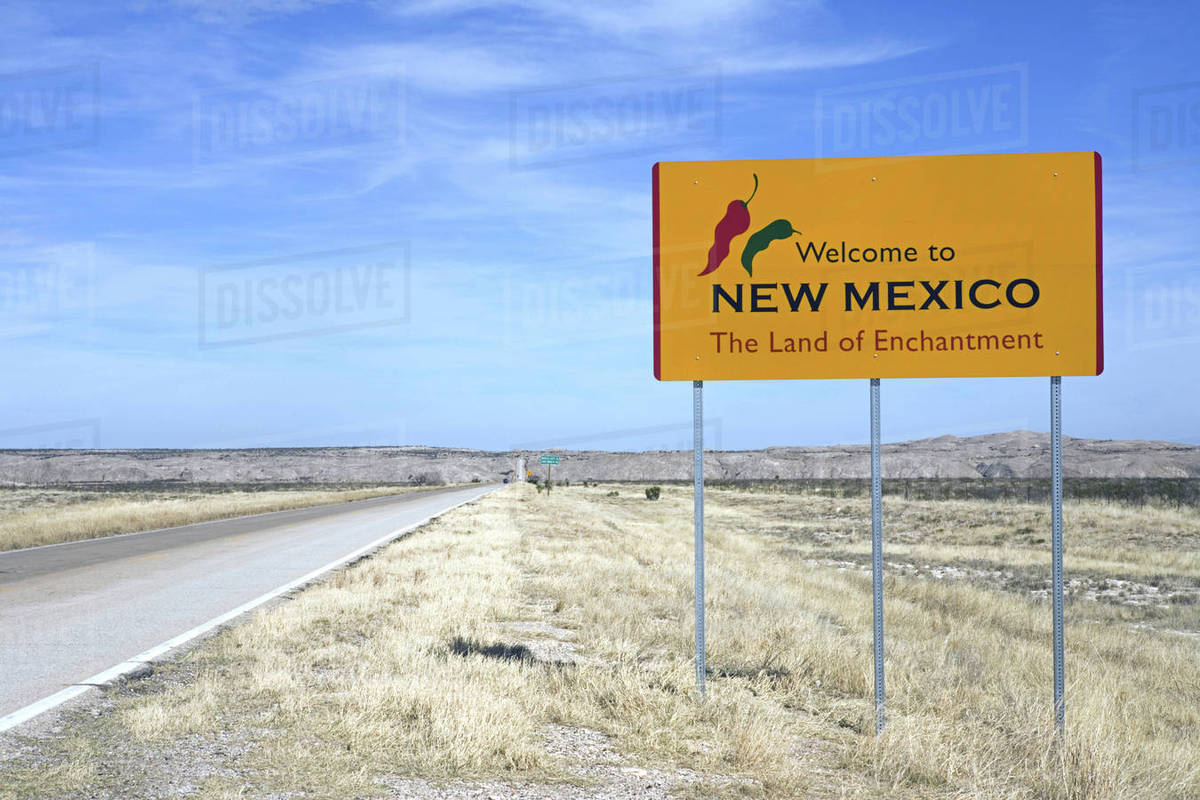 USA, New Mexico. sign at the border between New Mexico and