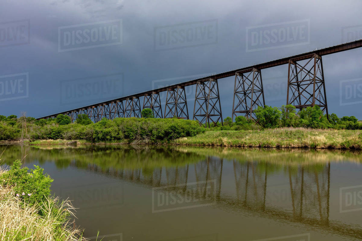 HiLine Railroad Bridge over the Sheyenne River in Valley City, North Dakota, USA Stock Photo