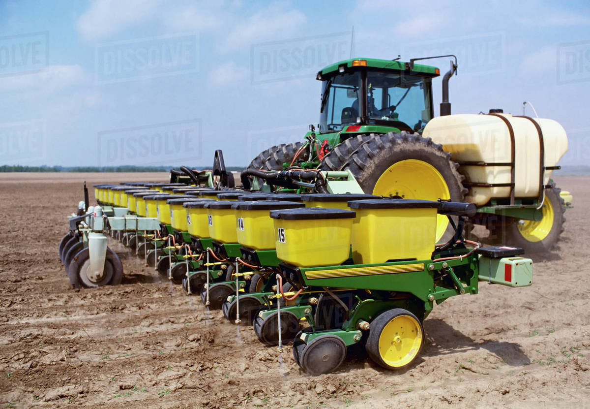 Agriculture Planting cotton and banding herbicide, 15row planter planting 30" rows
